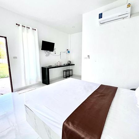 Rim Suan Resort Satun Esterno foto